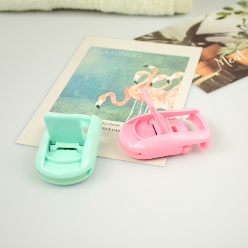 ABS eyelash curler new plastic mini portable eyelash curler eyelash beauty tool