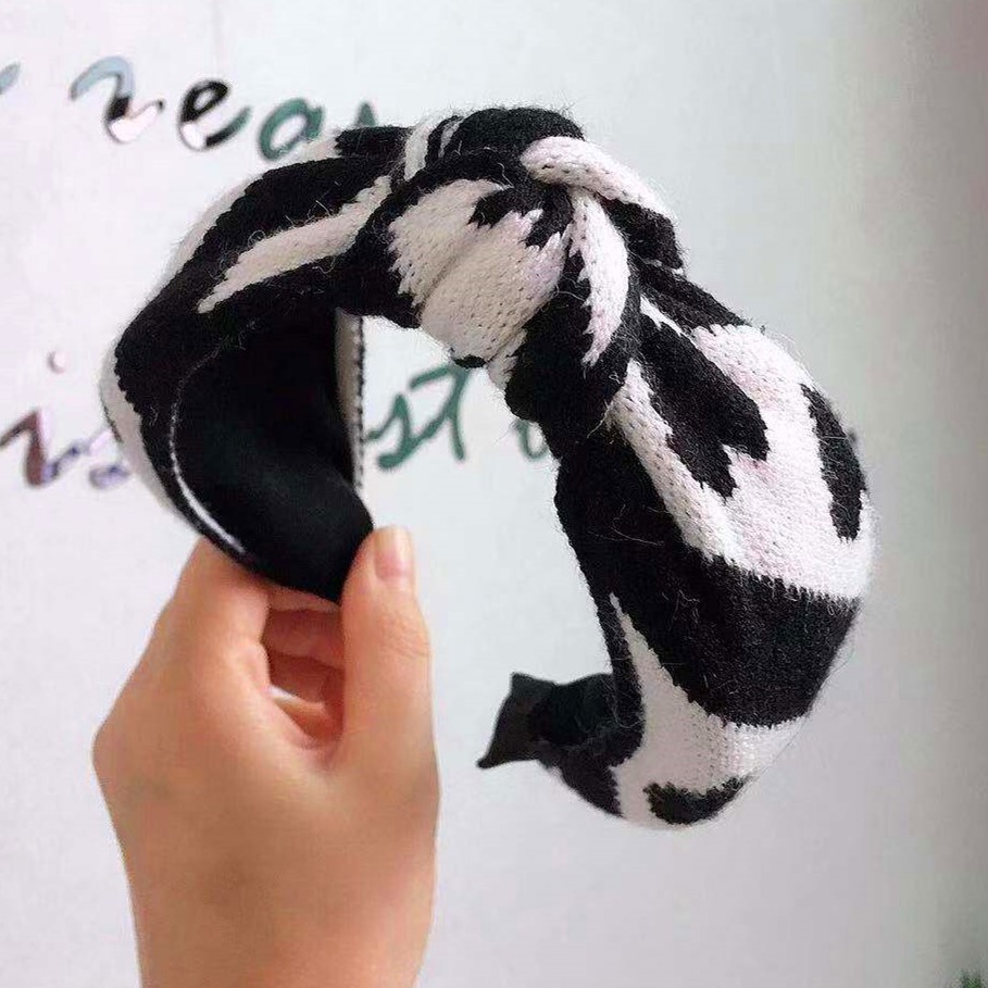 Wool Love Cute Knitted Bow Headband Wild Hairpin Headband display picture 8