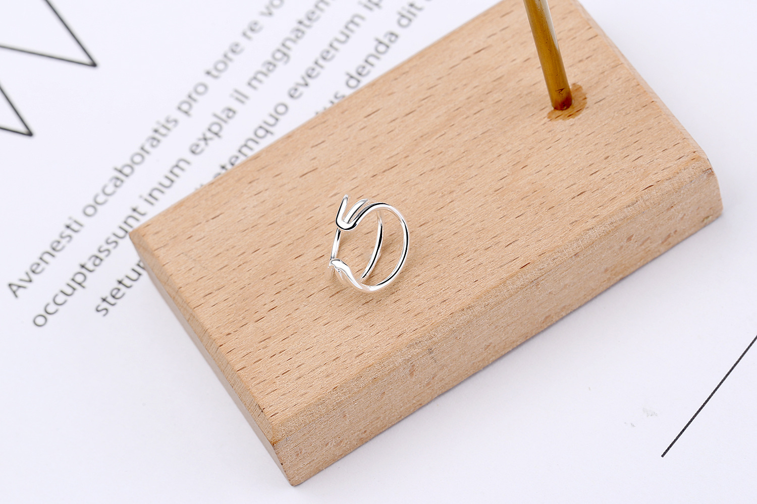 1 Piece Simple Style C Shape Plating Sterling Silver Ear Clips display picture 4