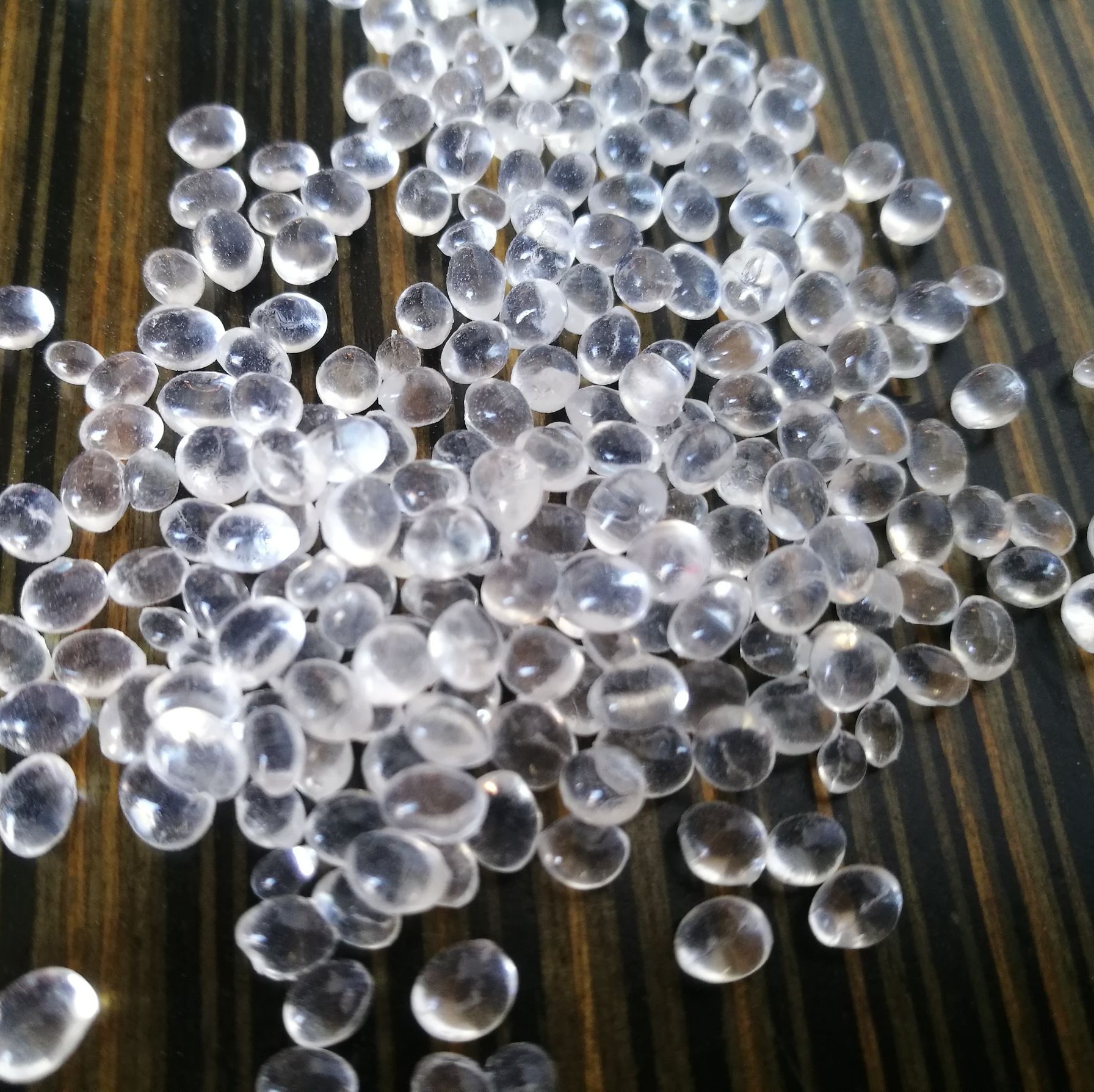 Thermoplastic tpr transparent Soft glue grain Toys Plastic TPR Plastic bag elastomer raw material 60 High elasticity