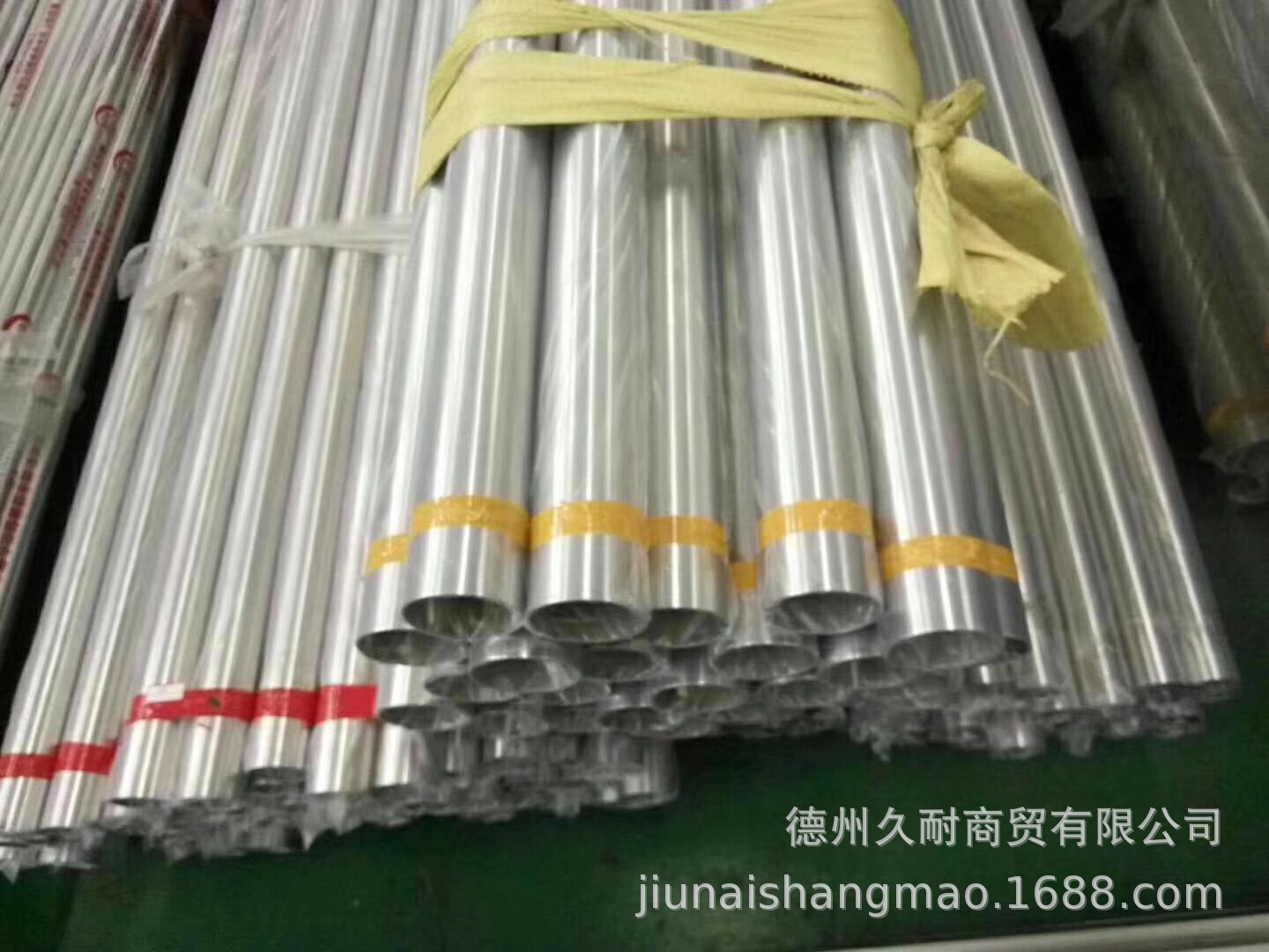 厂家供应304不锈钢无缝管以及卫生级管 抛光管 装饰管