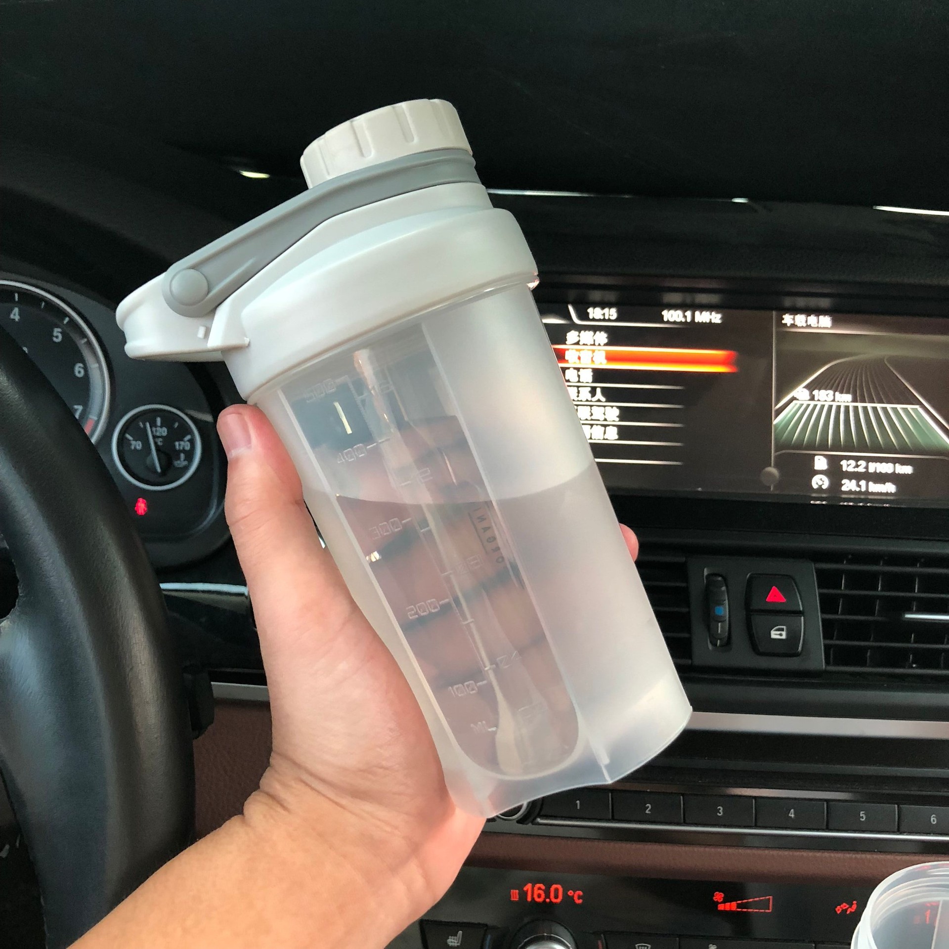 31BA1E92B0704F1E2076A96AA8939F