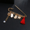 Brooch, accessory for elderly from pearl with tassels lapel pin, European style