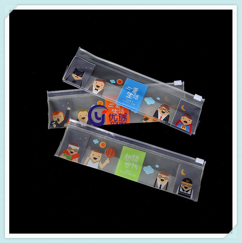 定制卡通PVC文具笔袋 立体PVC拉链袋 磨砂PVC学生用品