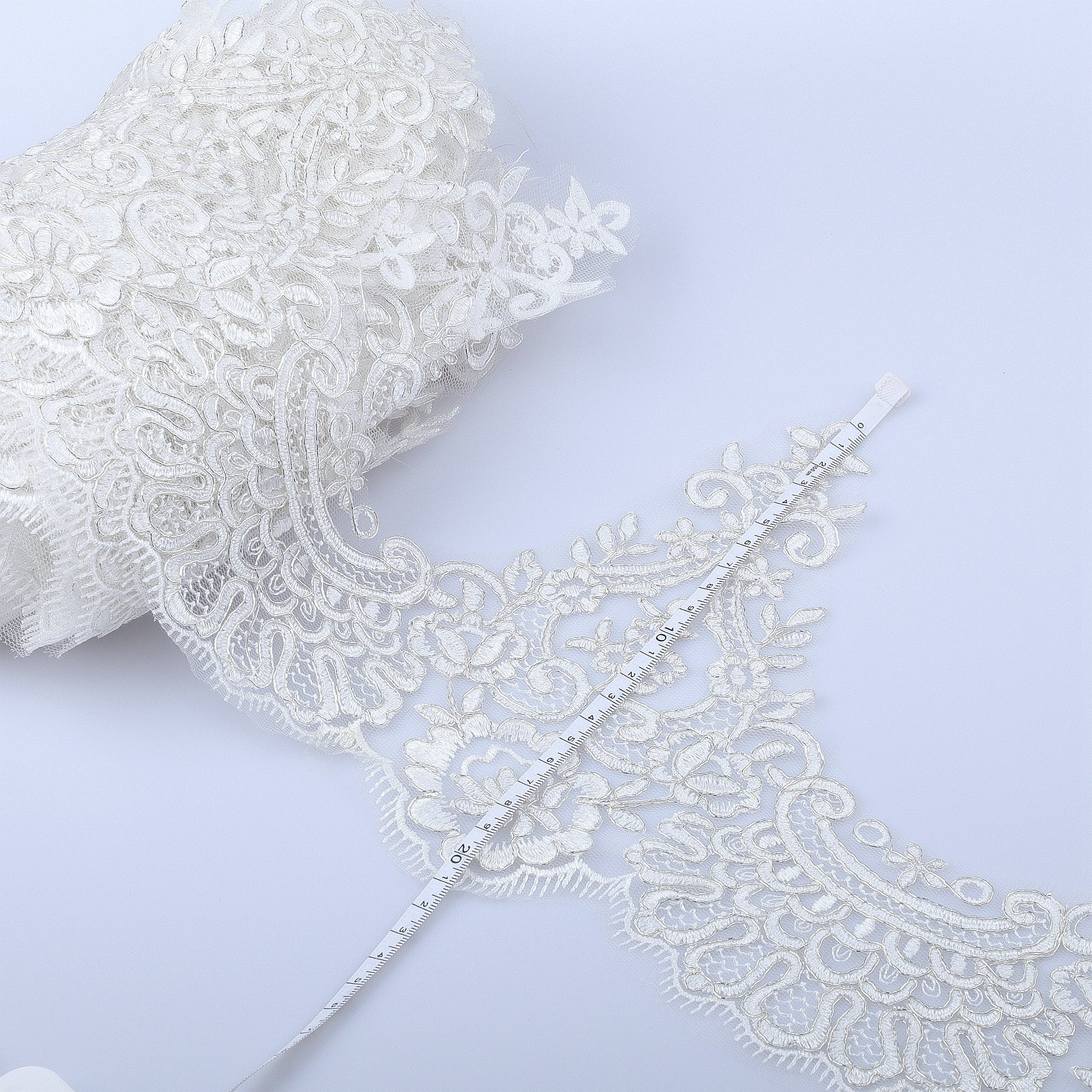 22cm宽睫毛花边 欧美法国蕾丝桌布窗帘装饰 金属车骨薄网纱花边