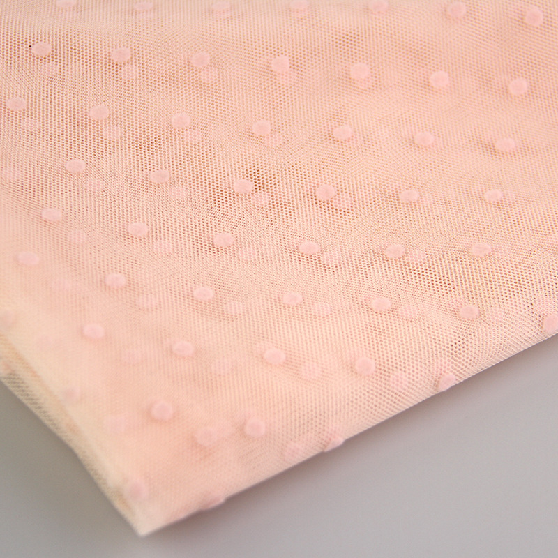 现货网布植绒粉色小圆点婚纱网布童装裙服装面料  肉粉色波点植绒