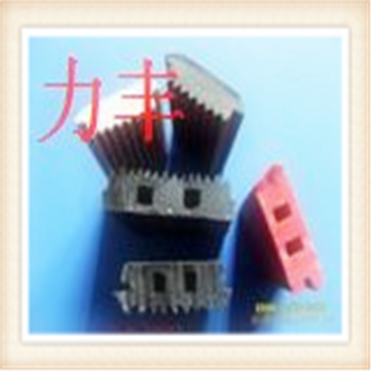 供应防滑胶条 橡塑密封条 聚乙烯密封条