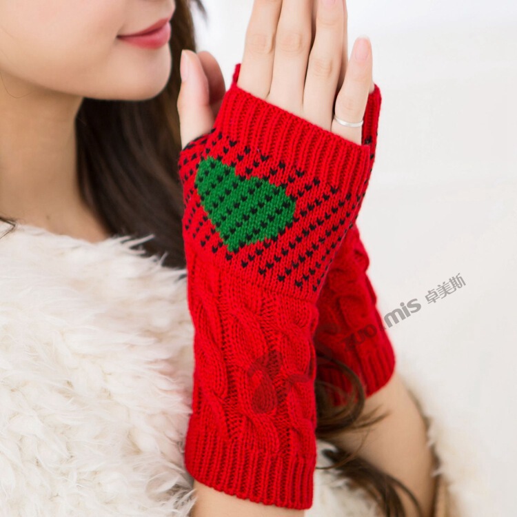 AliExpress EBAY factory wholesale wool knitted Korea open finger half finger typing women love heart Christmas gloves