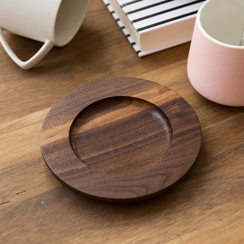 Taza creativa taza cojín taza platos taza de cerámica taza cojín de madera sólida taza de nuez negra