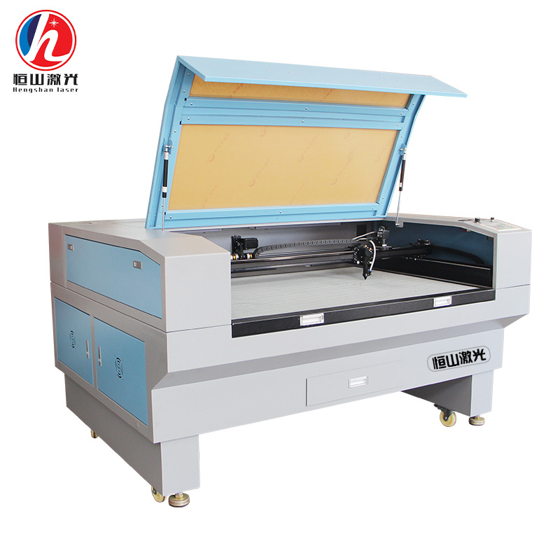 1610摄像定位激光切割机 商标绣花贴专用自动定位激光切割机