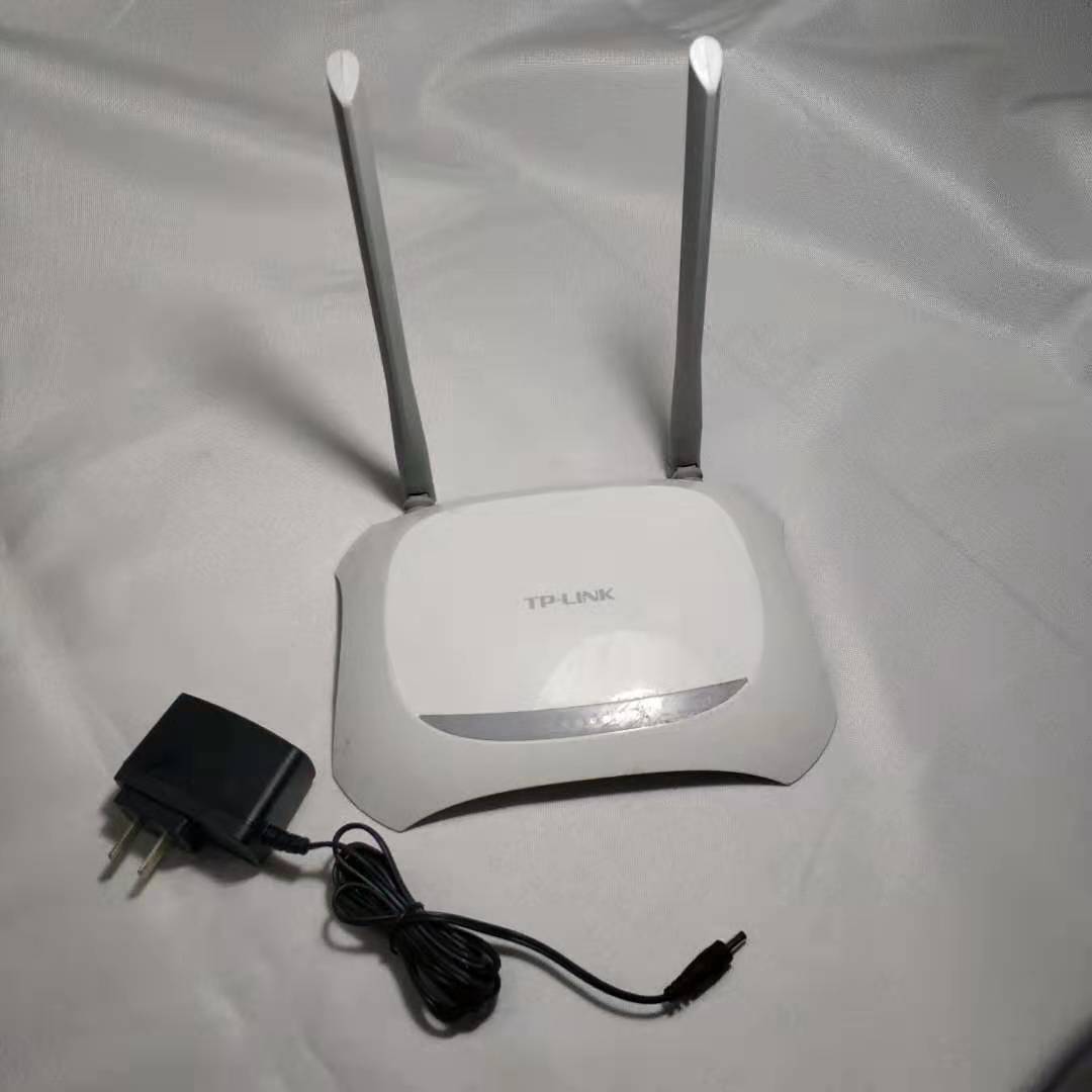 Used tp-link wireless router wifi throug...