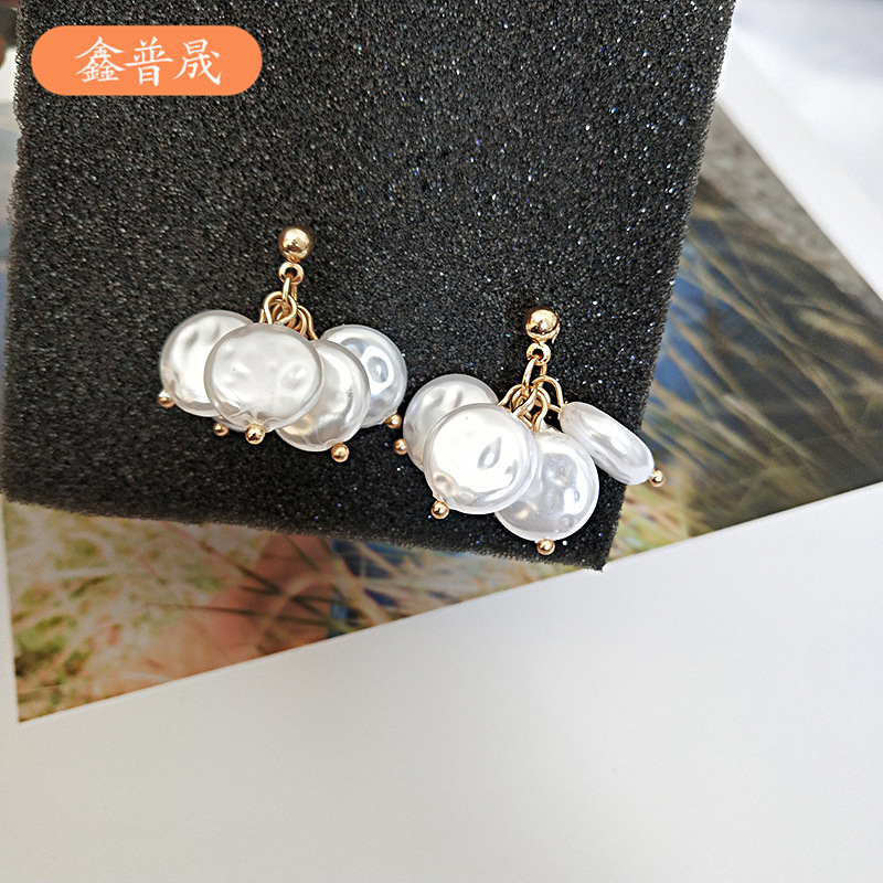 Like a breath of fresh air Freshwater pearls Petal Ear Studs temperament Simplicity Sweet Earrings Ear Studs Ear jewelry goods in stock