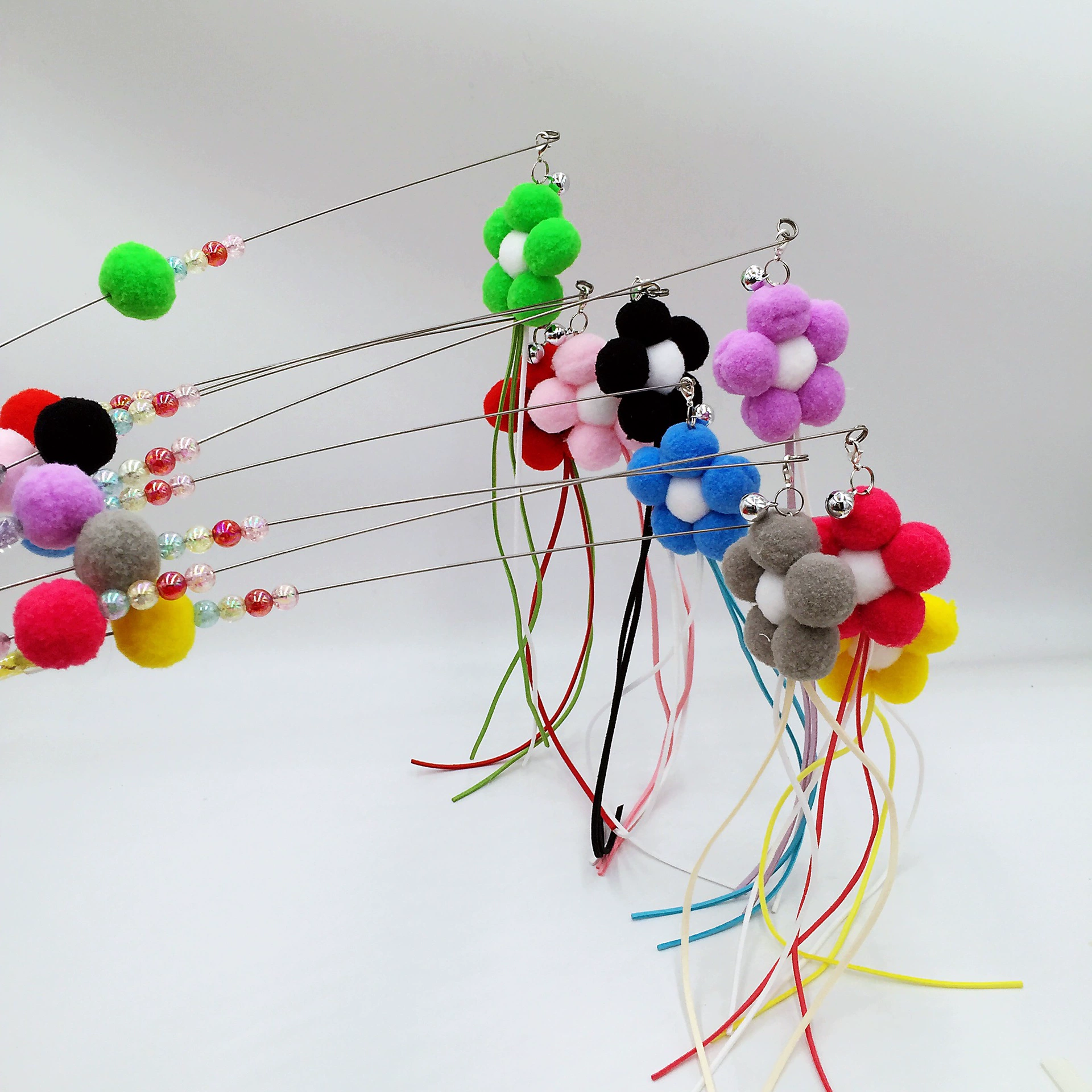 Evanty Кошка Дразнить Палочка эластичная Кошка Дразнить палка длинная палочка цветочный шар цвет Кошка Дразнить палка кошка игрушка 8968