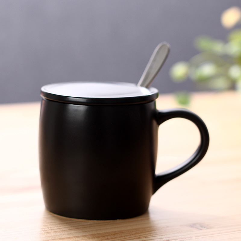 Taza de café de estilo europeo extra grande Taza de cerámica Taza de agua Taza con almohadilla Cuchara para grabar texto LOGO