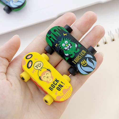 Creative primary school student prizes, cute cartoon erasers, school supplies, Children’s Day gifts, kindergarten birthday gifts