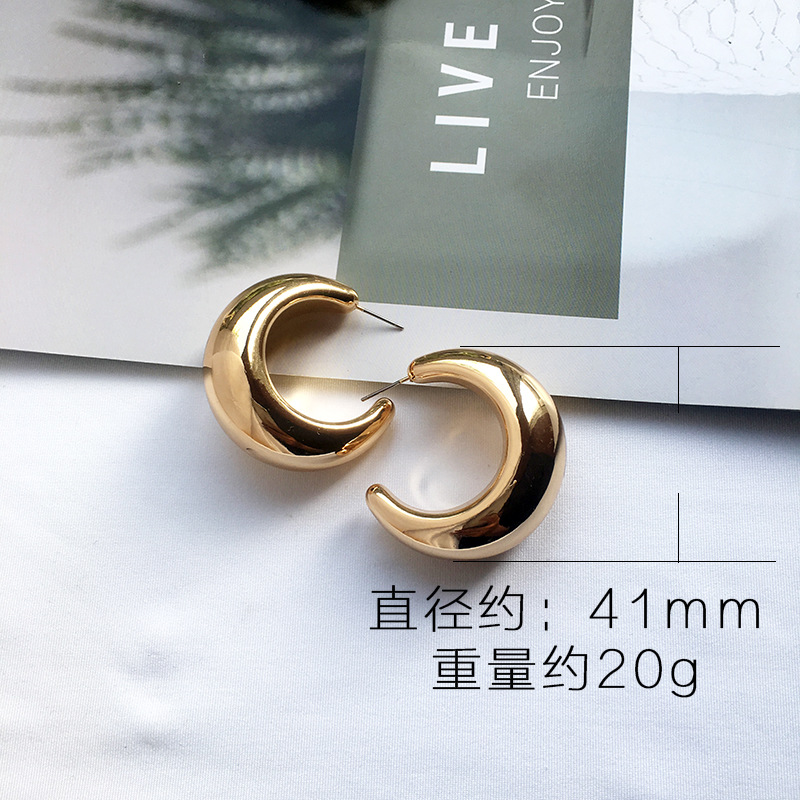 simple new C-shaped circle metal solid color earrings wholesale