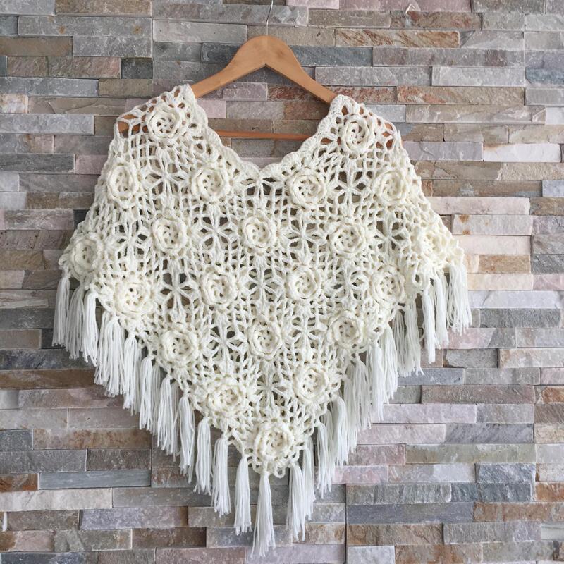 Spring Simple Solid Color Handmade Crochet Shawl Tripod Towel Fashion Trend Shawl Crochet Hollow Tassel Blouse