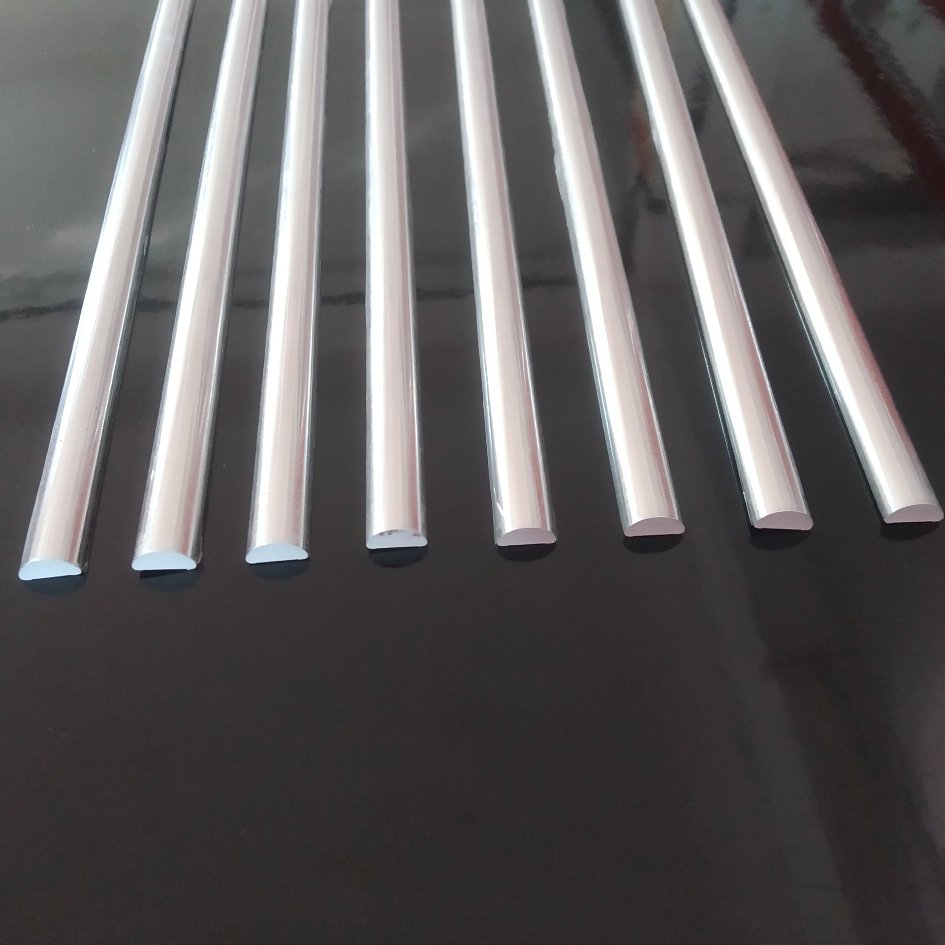 PVC装饰条D型包边条 太阳能热水器镶边金边条 汽车装饰亮条可自粘