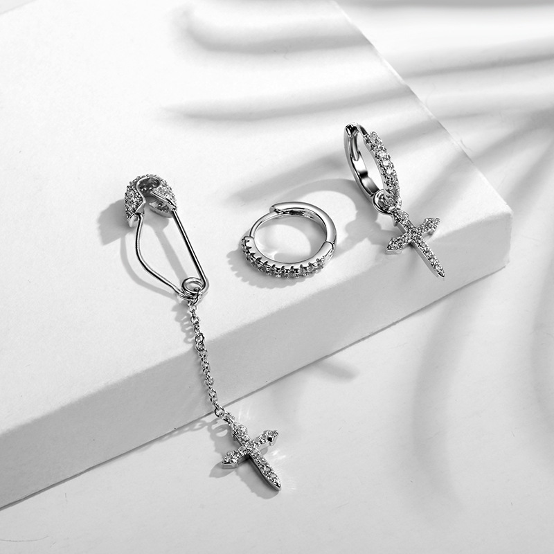 ¿ŷʯCROSSŮԼԲԳƱȦ 