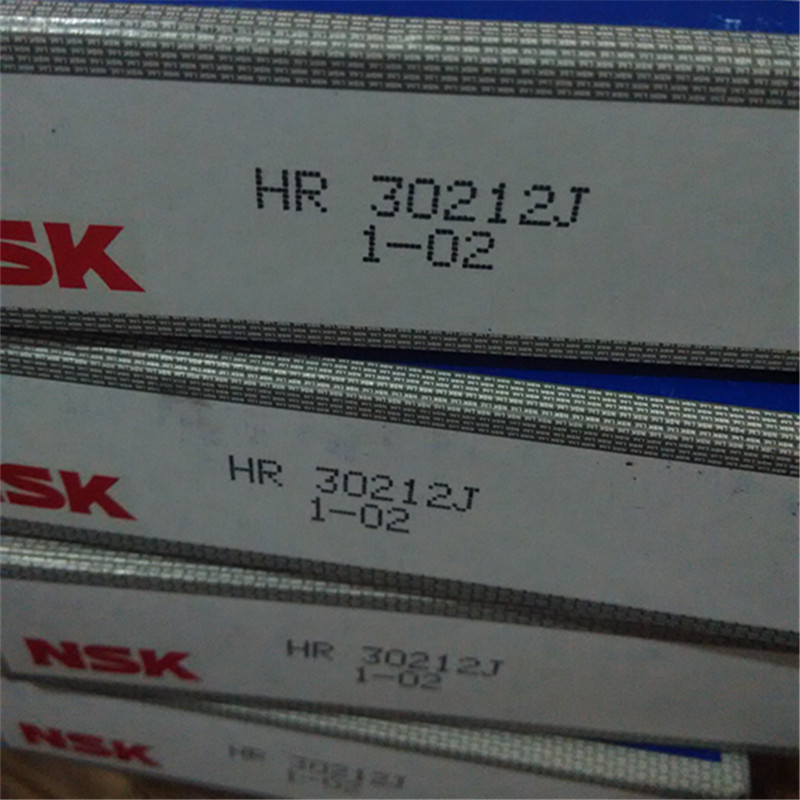 HR30212J 日本轴承 HR 30211 30210 30209 30208 30207 30206 302