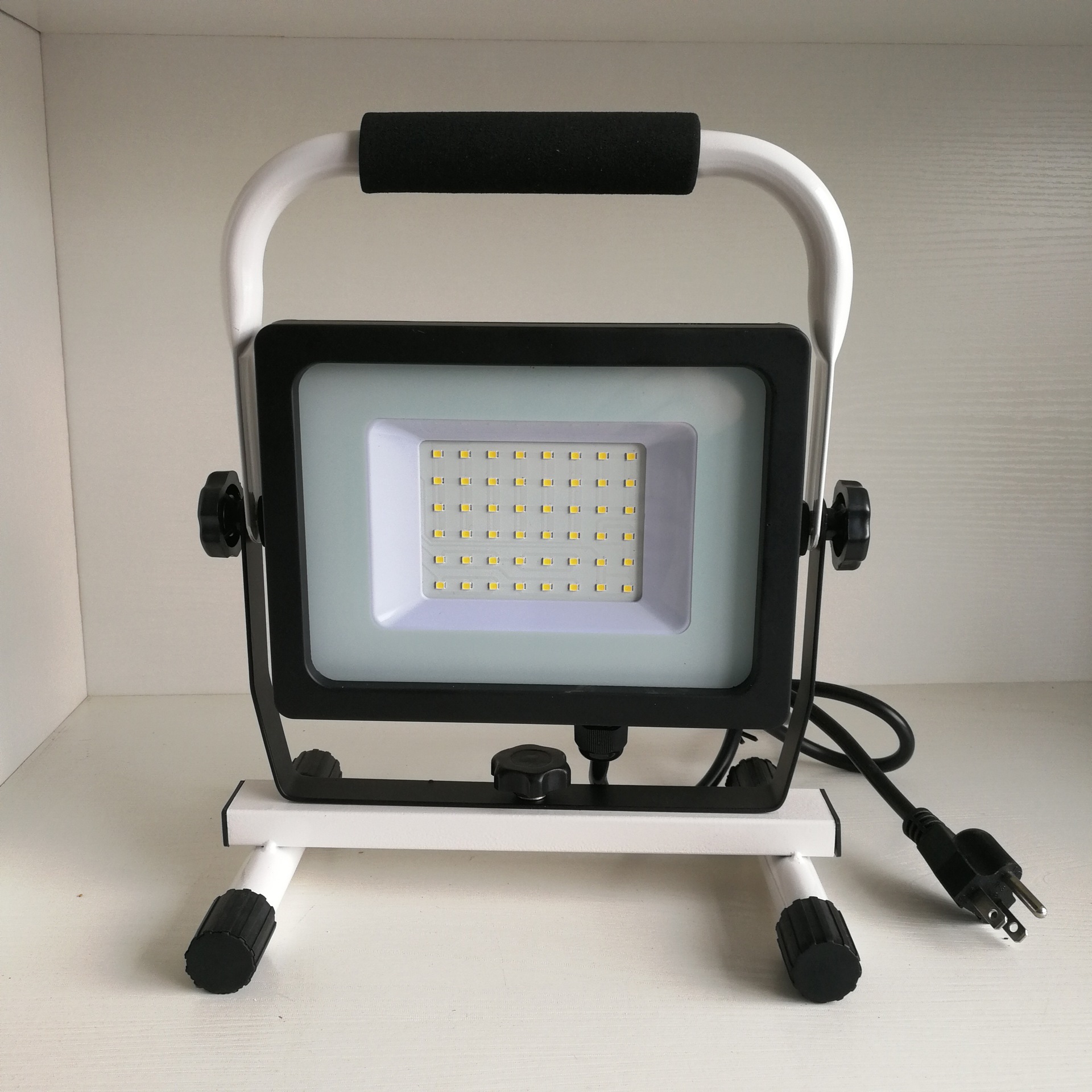 82d6d35fc53d8518d245ed4ab82c79