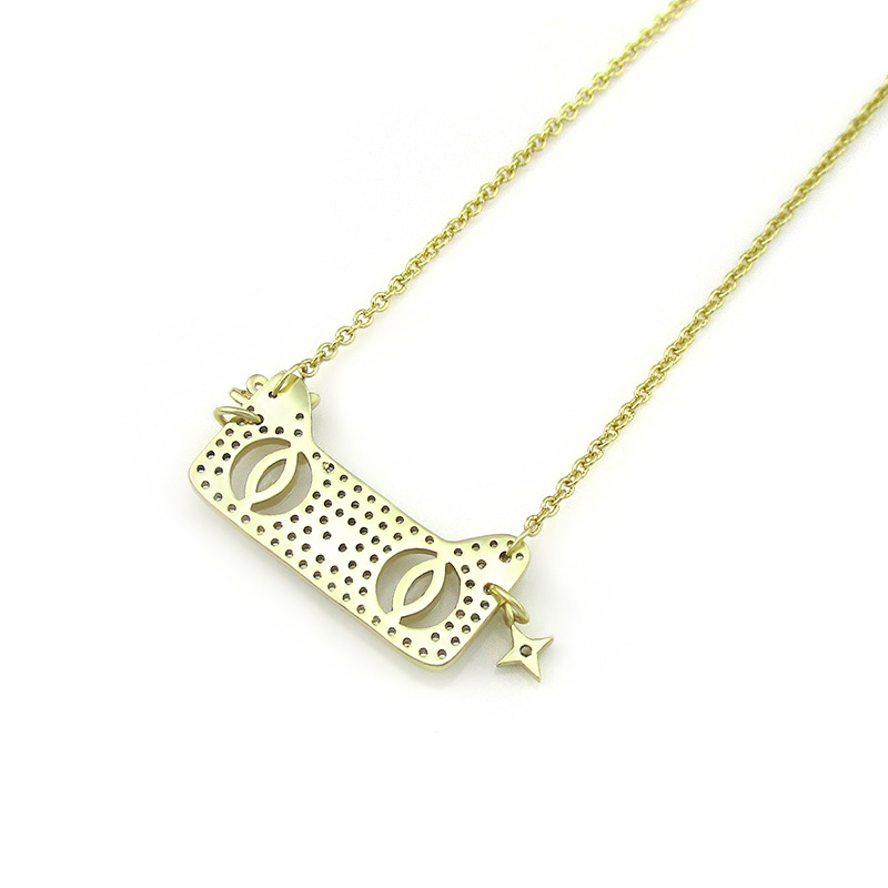 Fashion Golden Chain Necklace New Hip Hop Clavicle Lucky Creative Necklace display picture 5