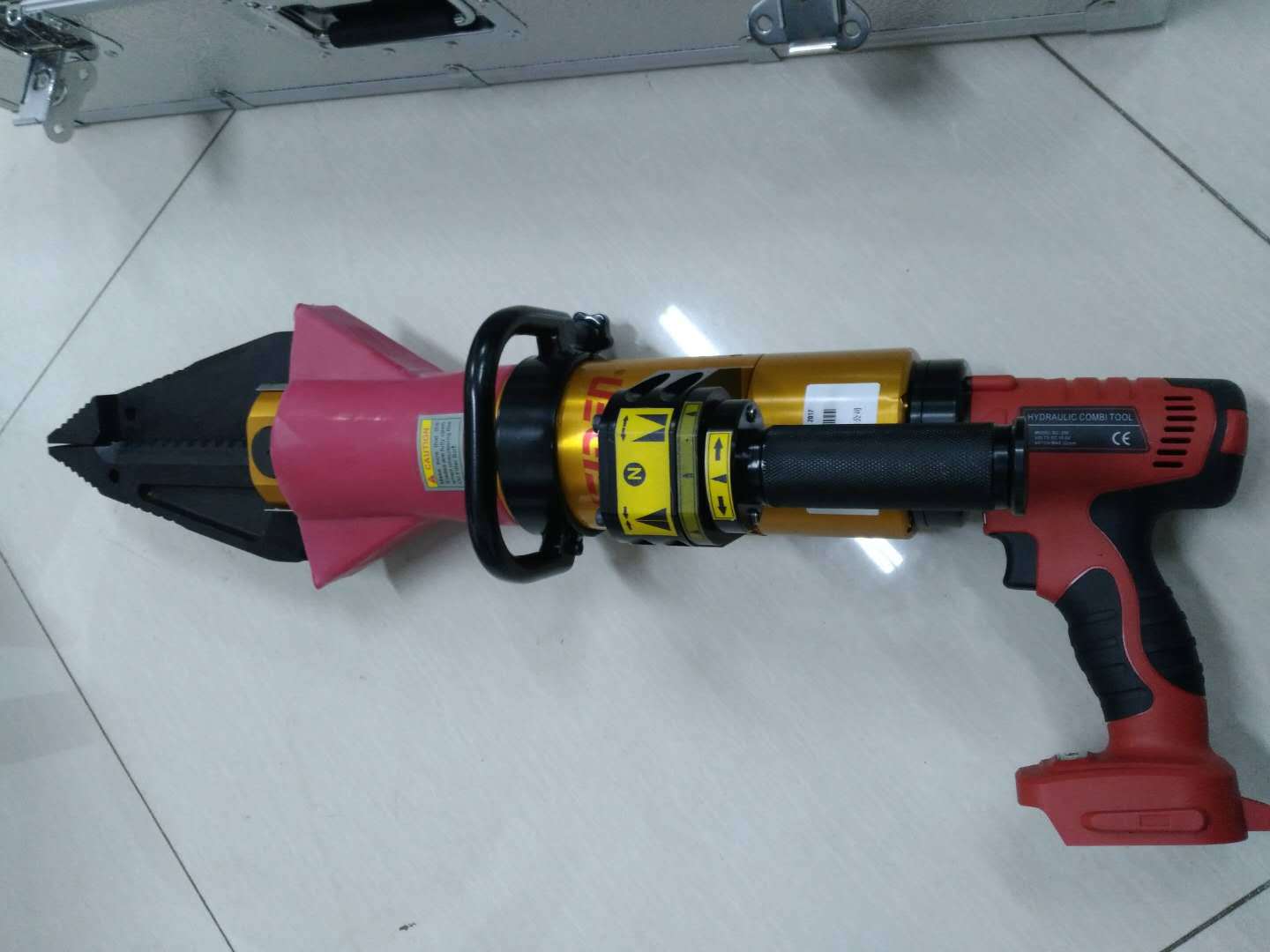 便携充电式液压 ZT-BC-300剪扩钳充电便携式液压剪扩钳破拆工具