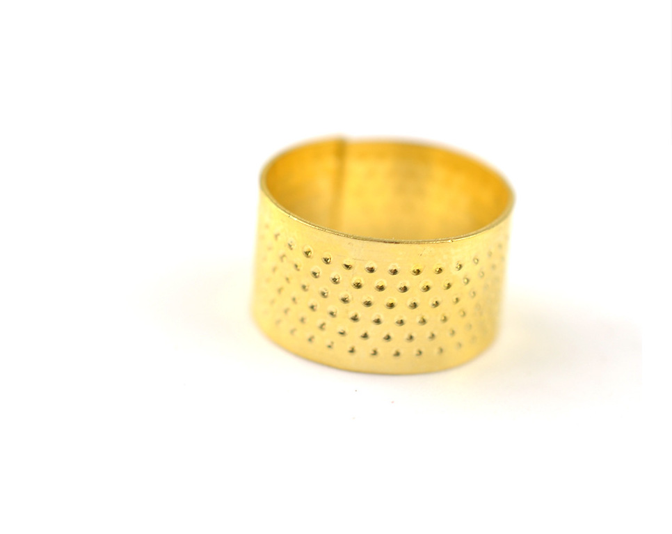 Inicio Costura Herramientas de bricolaje Cobre Dedal de oro para el hogar Costura Pin Dedal Aro