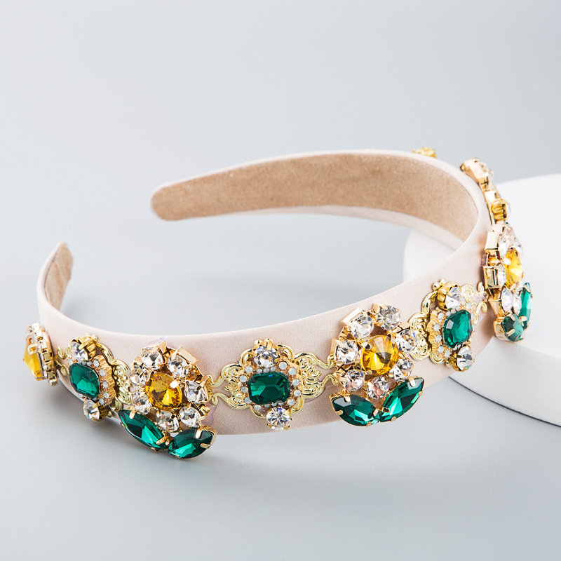 Europäisches Und Amerikanisches Party Stirnband Weibliche Barock Mode Persönlichkeit All-match-stoff Sonnenblume Mit Strass Eingelegt All-match-temperament Stirnband display picture 3