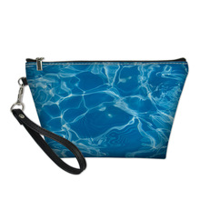 һ�����lPUŮʿƽ�ڻ��y�����ƈD��ˮ��ӡ��ϴ�����б�yС���ð�