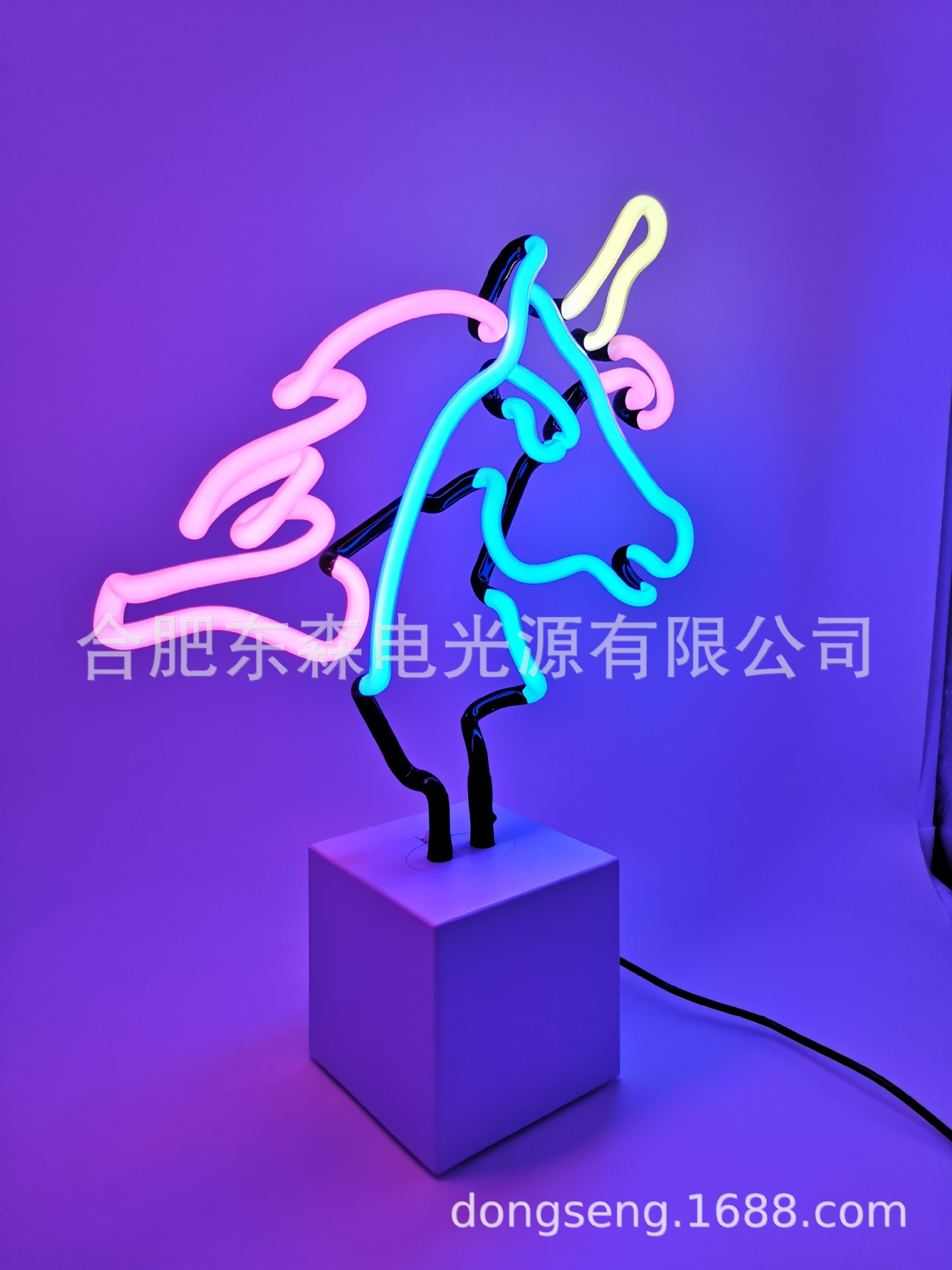 공급 유니콘 말 네온, 유니몬 네온 라이트