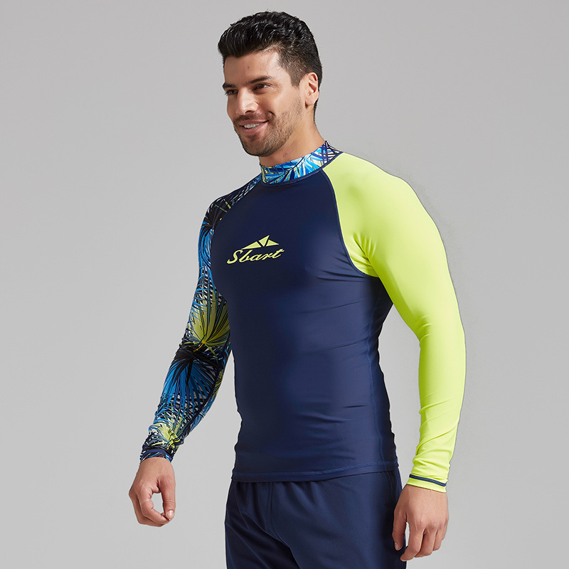 Mens swim rash vest Clearance