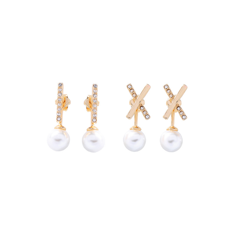 New Simple Earrings Fashion Small Geometric Letter Earrings Wild Pearl Earrings display picture 7