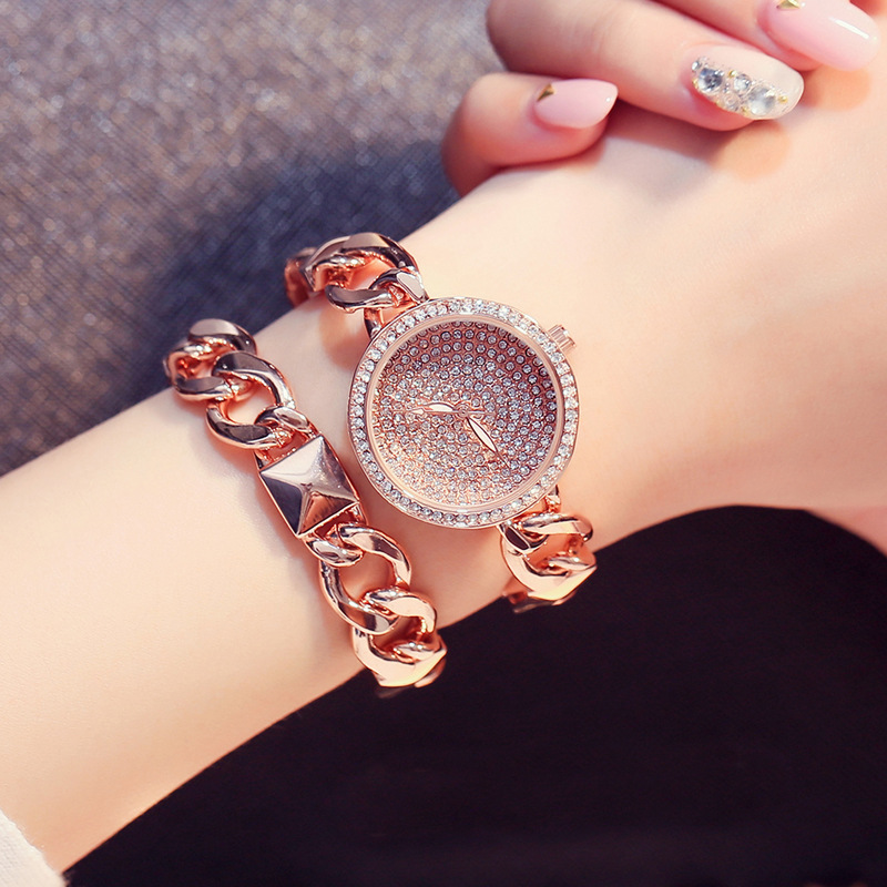 Retro, Classic Style Style Retro Classic Style Solid Color Jewelry Buckle Quartz Watch