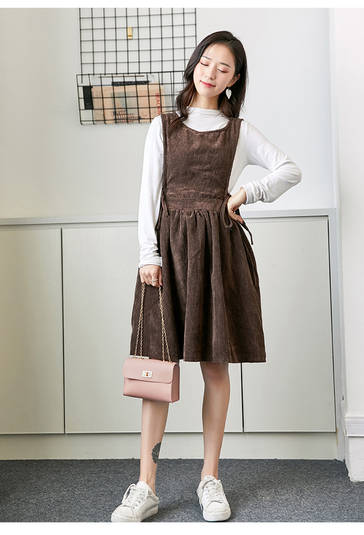 Fashionable Chain Shoulder Bag - Black