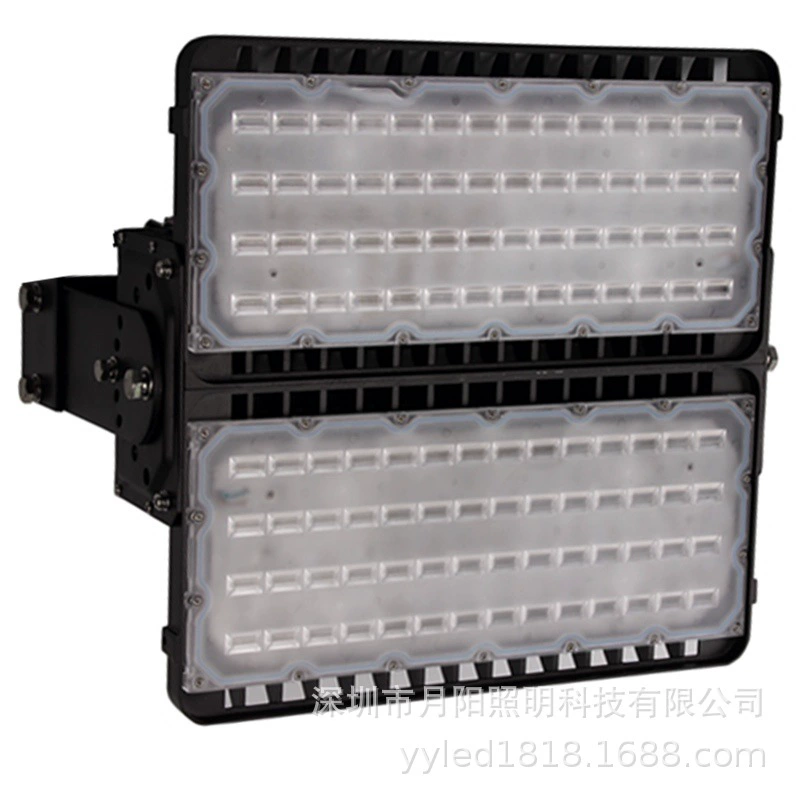Travel spotlight, 400W