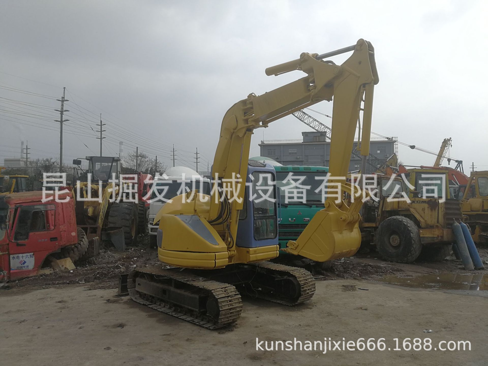 二手小松PC75挖掘机挖机