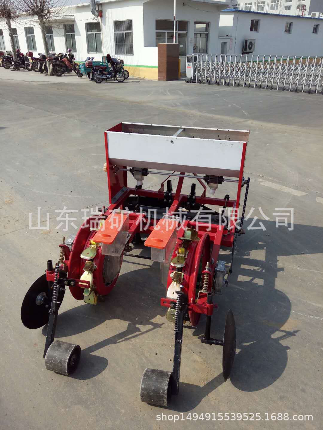 谷物覆膜播种机机 膜上花生点播机 玉米播种盖膜机