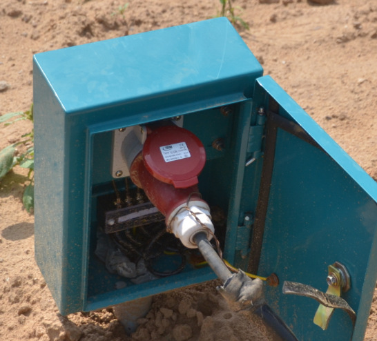 喷灌机配件 平移机插座箱   包含带开关的插座