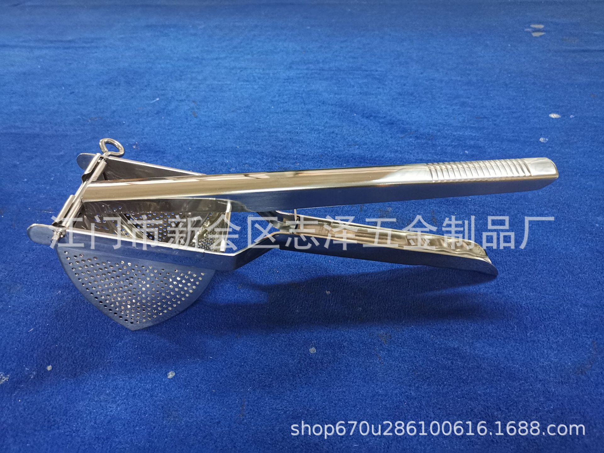 New Stainless Steel Potato Press Household Manual Potato Masher Kitchen Tool Fruit Juicer Potato Masher