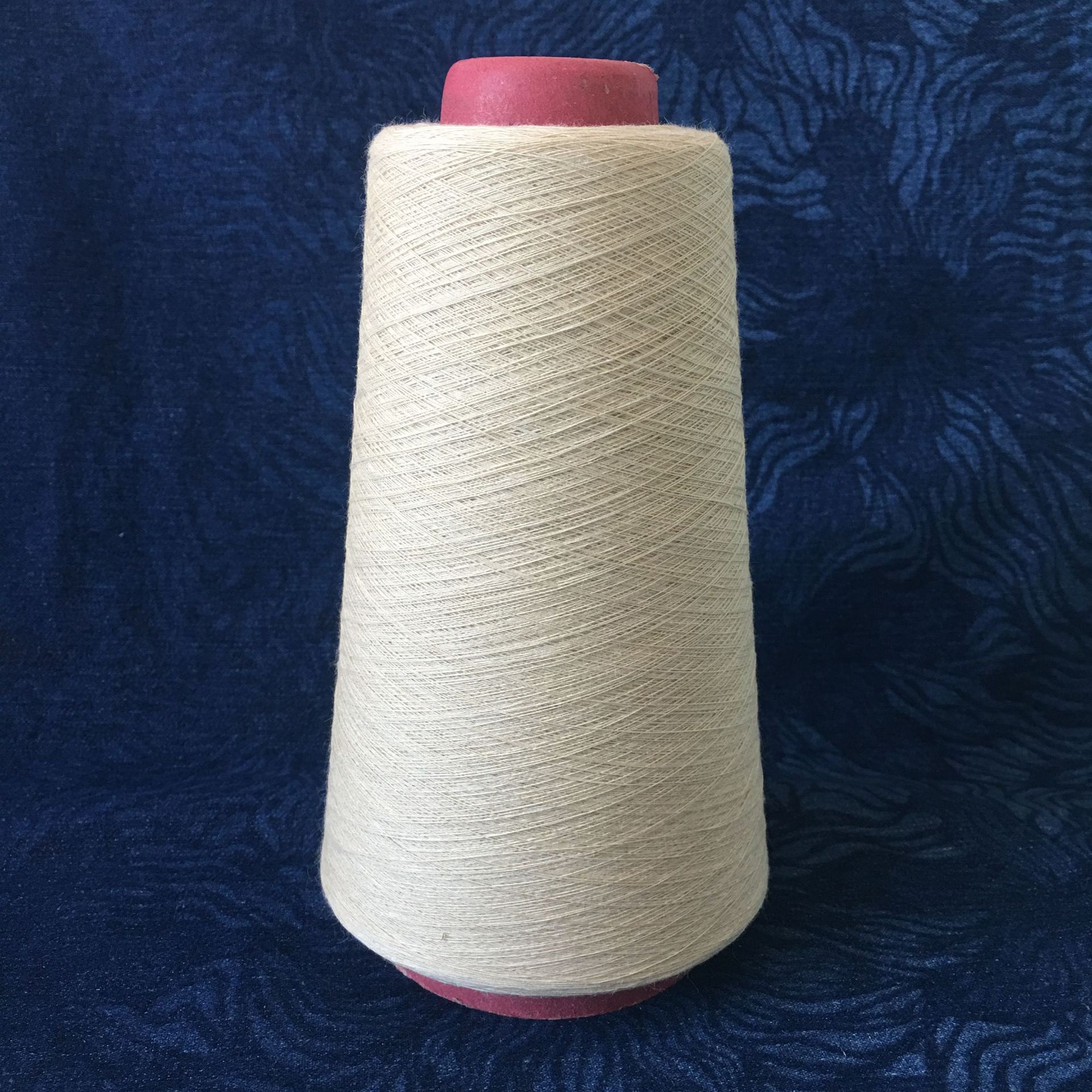 32支棕色赛络纺彩棉30精梳棉70混纺纱线针织用纱厂家供应