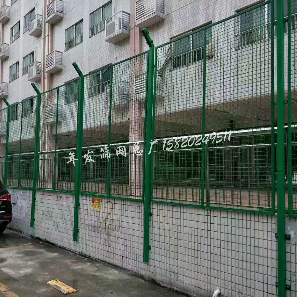 军事基地安全机密防护铁丝网围栏 防偷防盗隔离护栏网