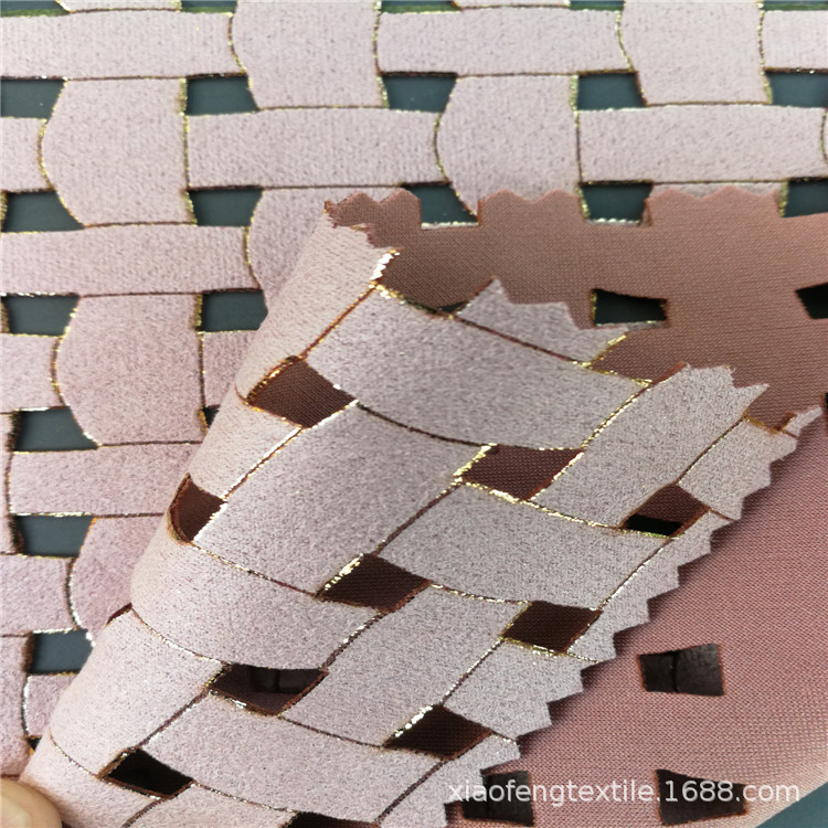 针织仿皮绒冲孔烫金，服装家纺用麂皮绒面料