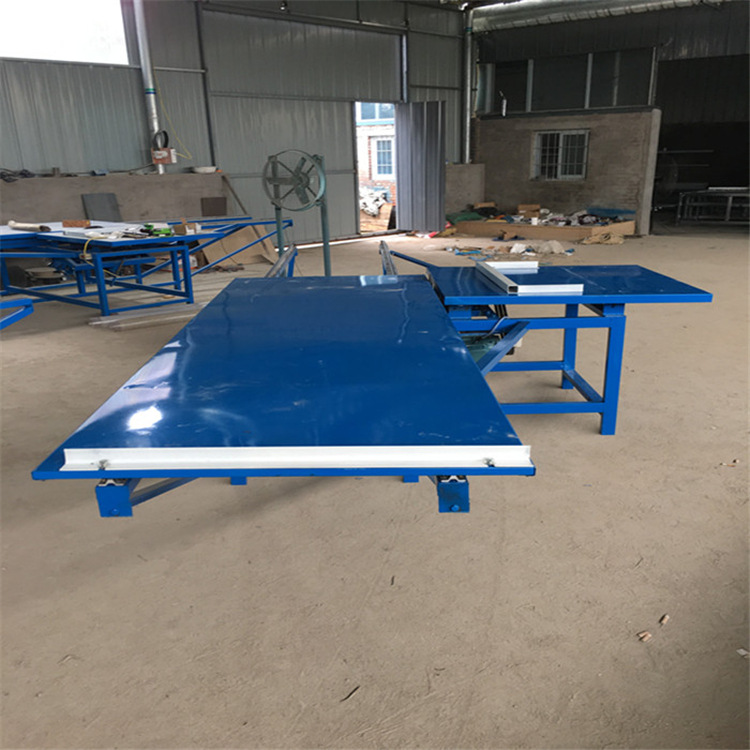 자동 판재 톱 목공 기계 간단한 테이블 푸시 톱 핸드 푸시 플랫폼 판재 톱 장비