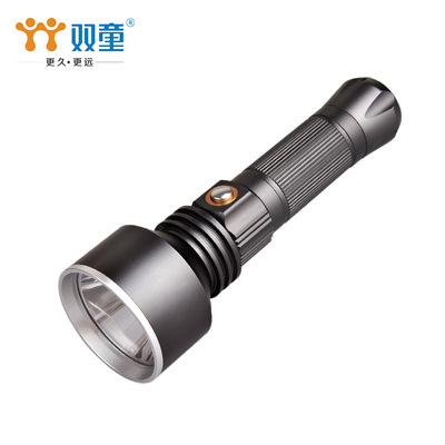 强光手电  照射距离远  LED光源