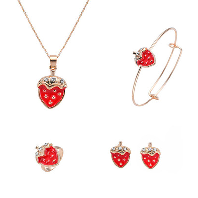 热卖儿童饰品套装批发 合金滴油可爱草莓款 项链耳环戒指四件套