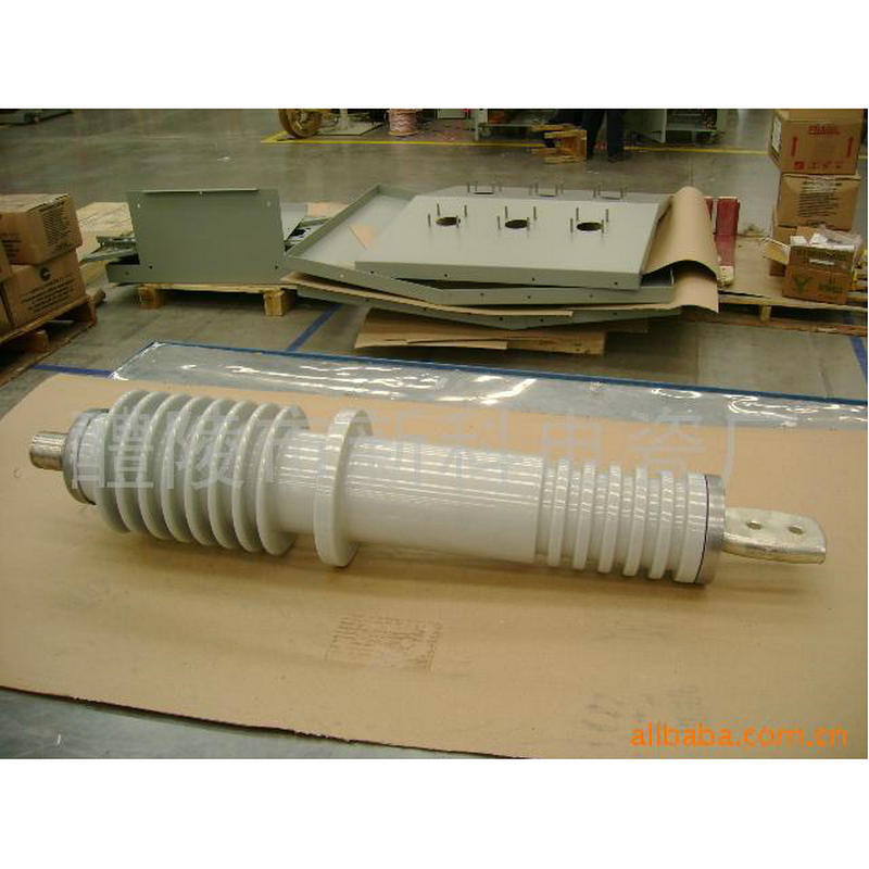 厂家供应高压电站专用CWW穿墙电瓷瓷套