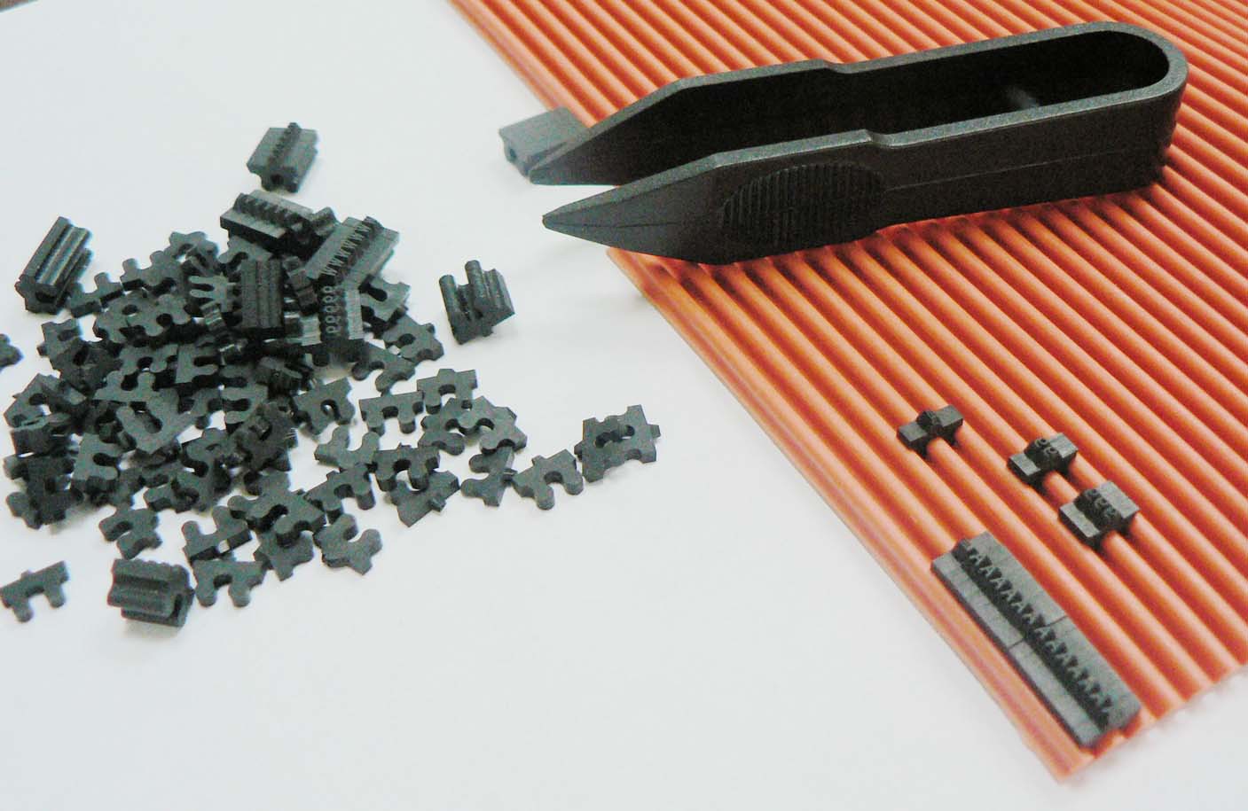 ���������� ֽ������������ ��ϻ���ڴ�������