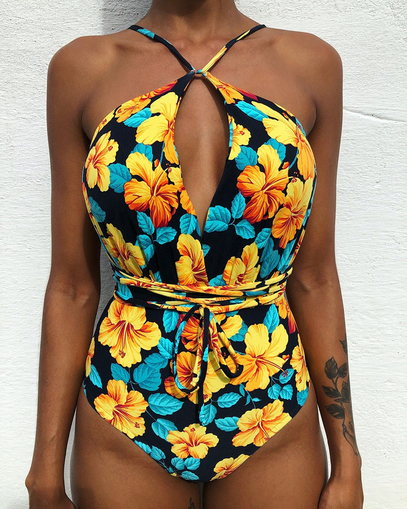 Swimsuit Image 6