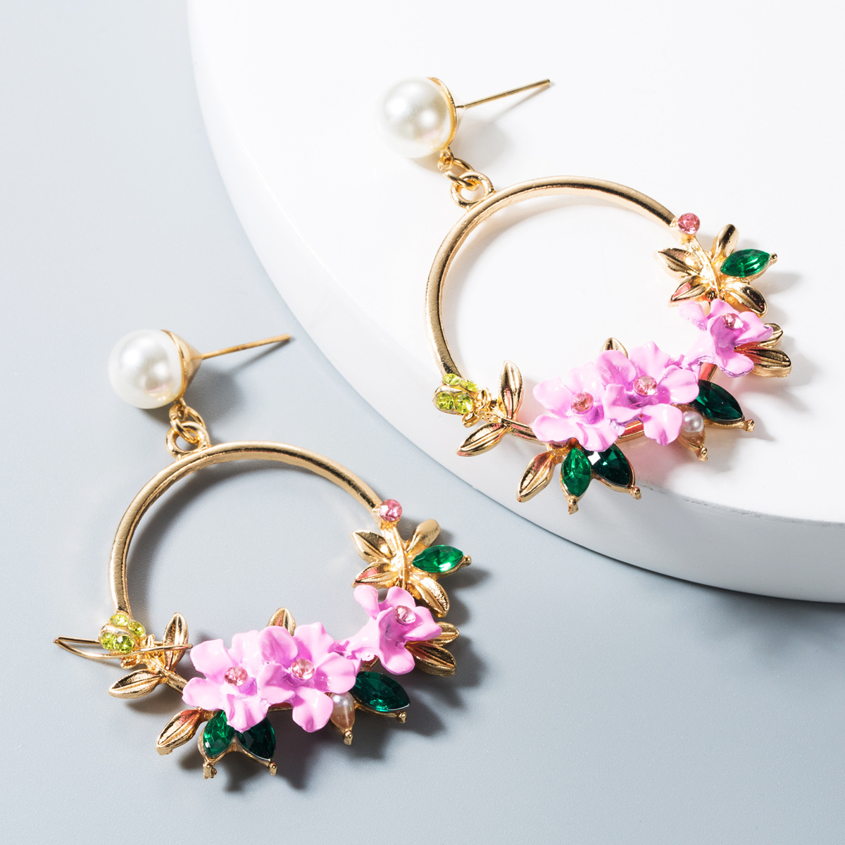 Imitation Pearl Inlay Material Simple Style Flower Inlaid Crystal Alloy No Inlaid Drop Earrings